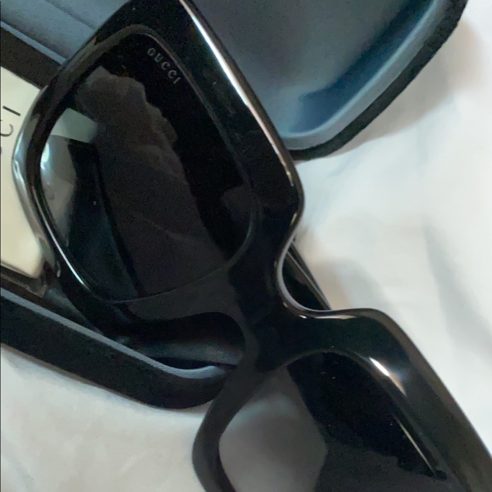 Gucci Eyewear View 4